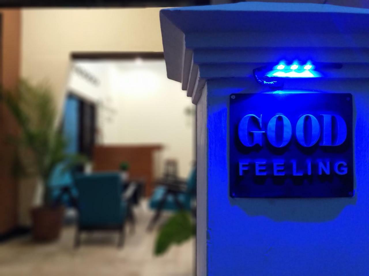 Good Feeling Hostel Banyuwangi  Exterior foto